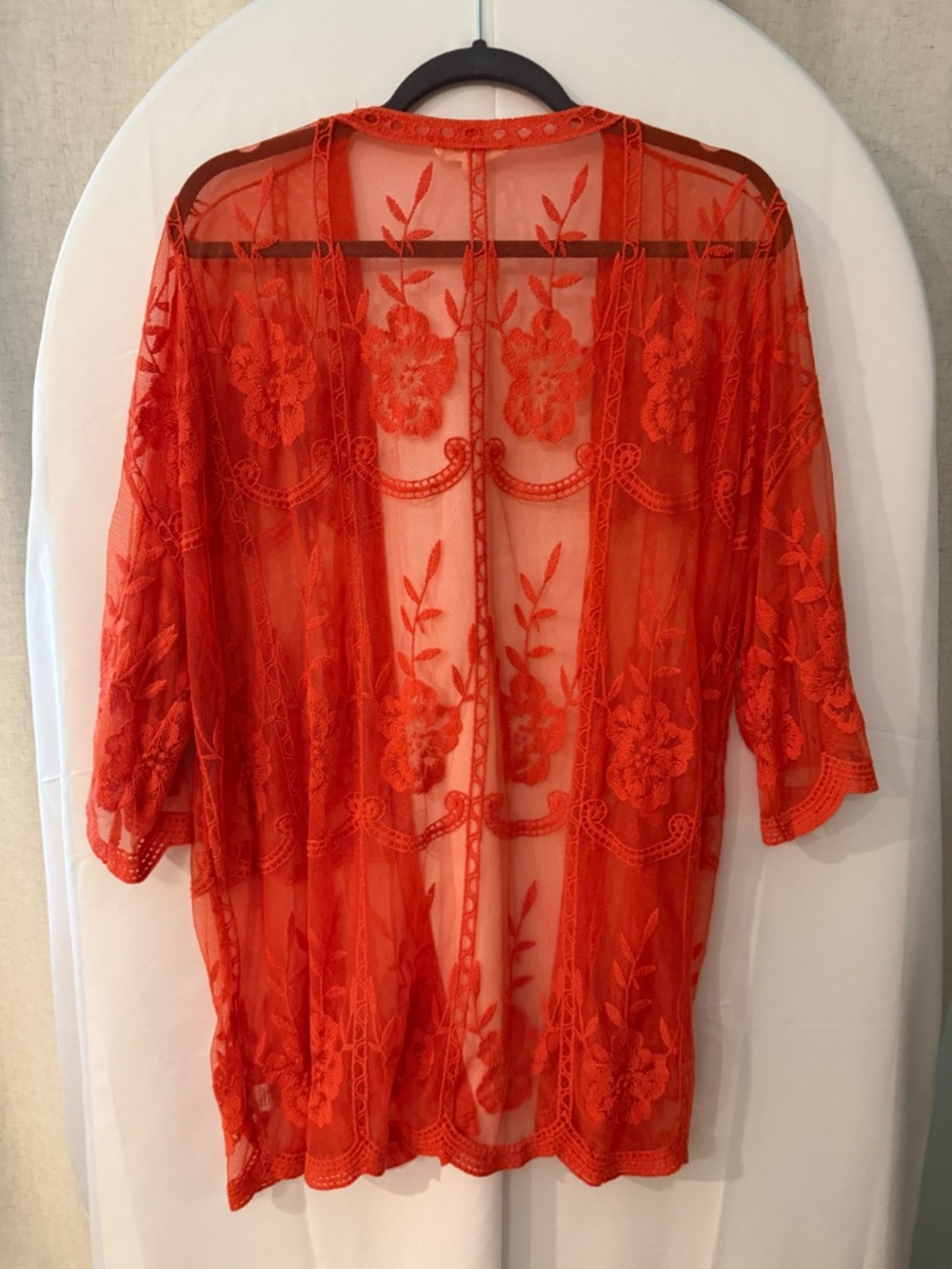Mesh Ruana - Picture 4 of 4